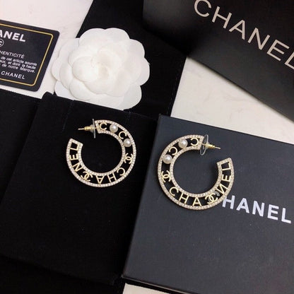 18K  Chanel Circle Pearl Earrings