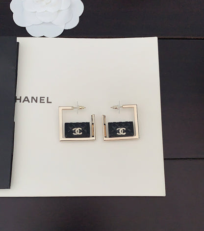 18K  Chanel Black Bag Pendant Earrings